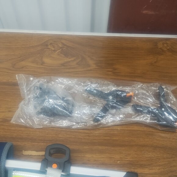 Vevor 2 Wheel Cart/Chair for a sm to lg dog - Picture 4 of 8